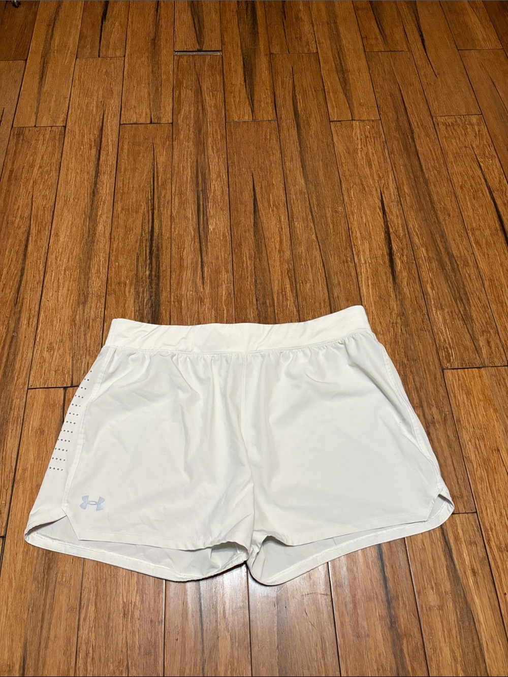 Under Armour Women’s Speedpocket Running Shorts Sz 2x Yoga Athletic Gym White - Picture 2 of 8